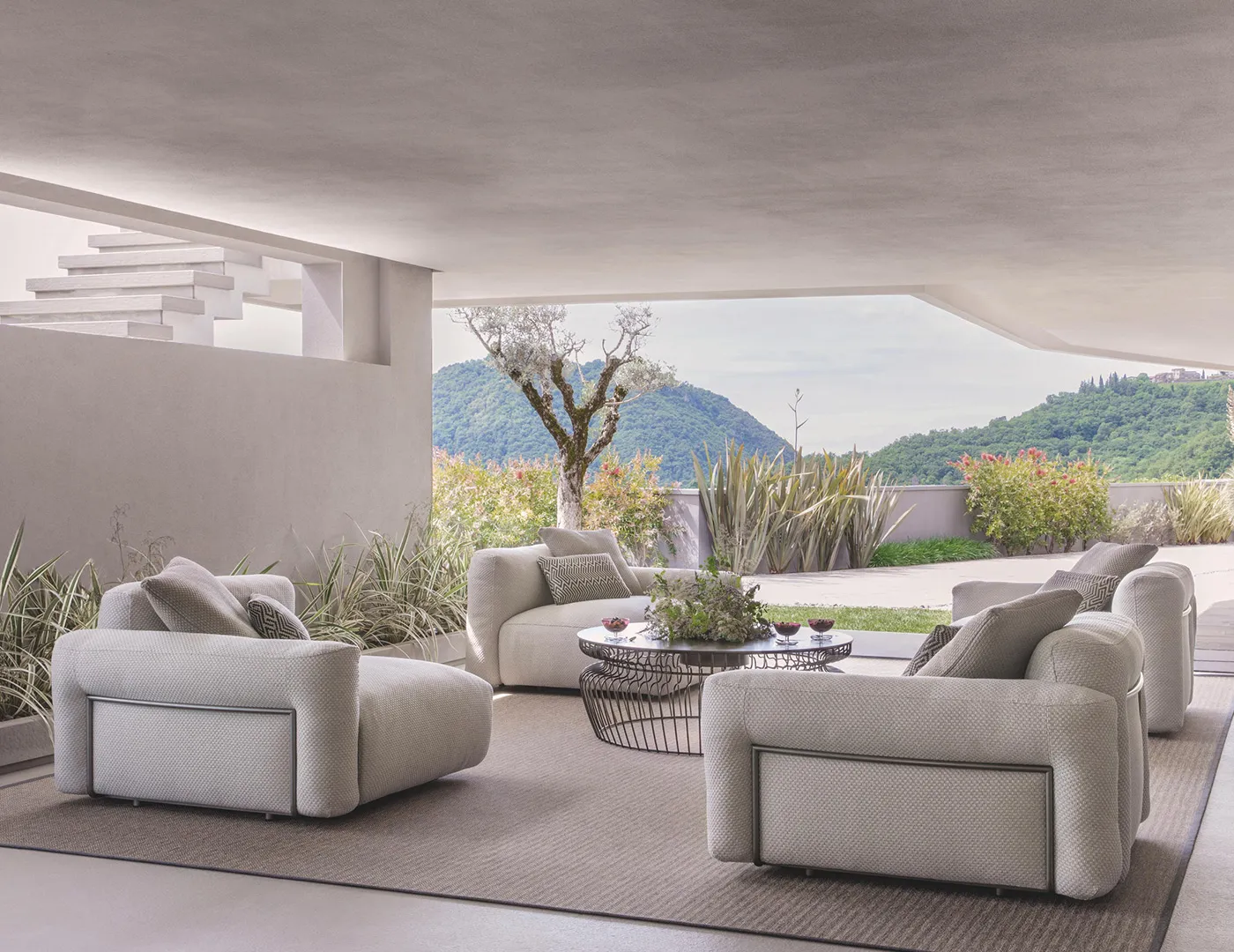 ATOLLO round metal side table by Natevo