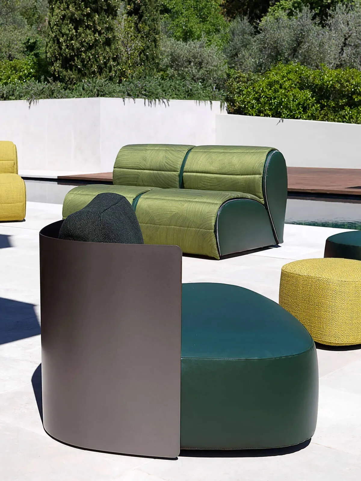 PIERRE SHELL by Flou – fabric garden armchair